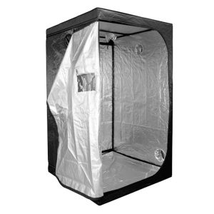 Cultibox Light + 2.4 x 1.2 x 2 m.